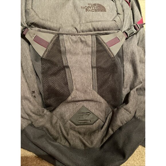 The North Face Recon Women’s Backpack Gray Pink Trim Laptop Pockets Purple - Picture 2 of 10